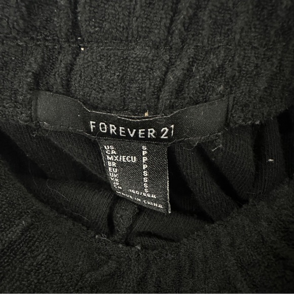 Forever 21 Terrycloth Short Shorts Womans Small Black - Picture 3 of 9